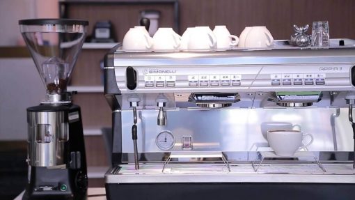 Máy pha cà phê Nuova Simonelli Appia II 2 Group giá rẻ tại TPHCM