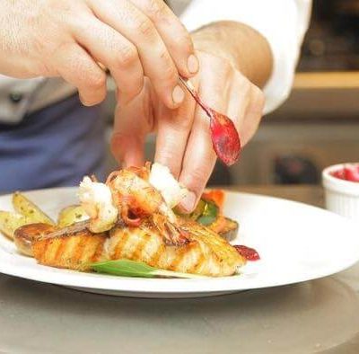 Học nấu ăn ở đâu dạy nghề nấu ăn