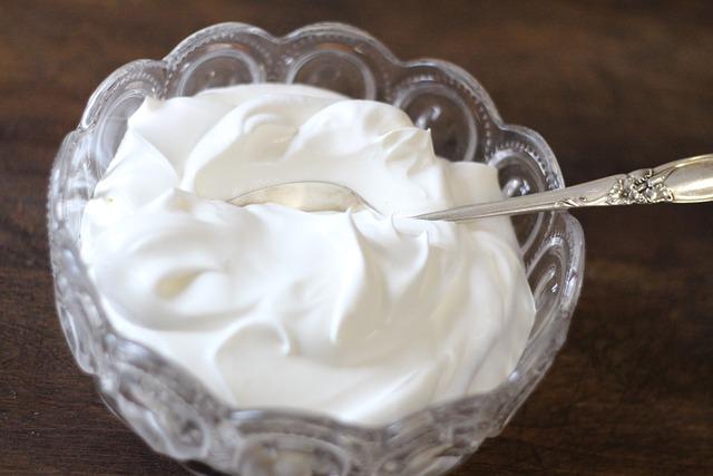 Whipping Cream là gì? Tìm hiểu về loại kem sữa tươi này