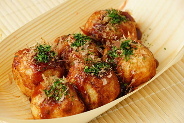 Banh bach tuoc takoyaki