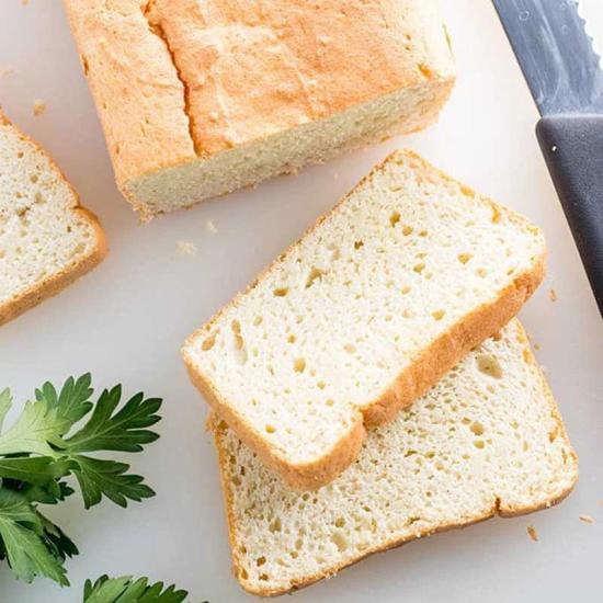 Bí kíp làm bánh mì keto hấp dẫn người ăn kiêng