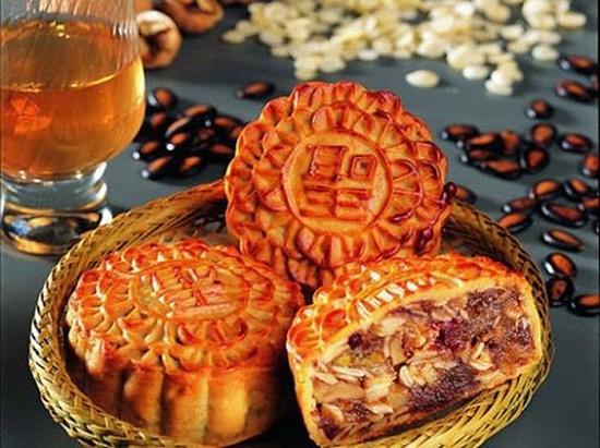 Bí quyết làm bánh trung thu nướng nhân thập cẩm thơm ngon