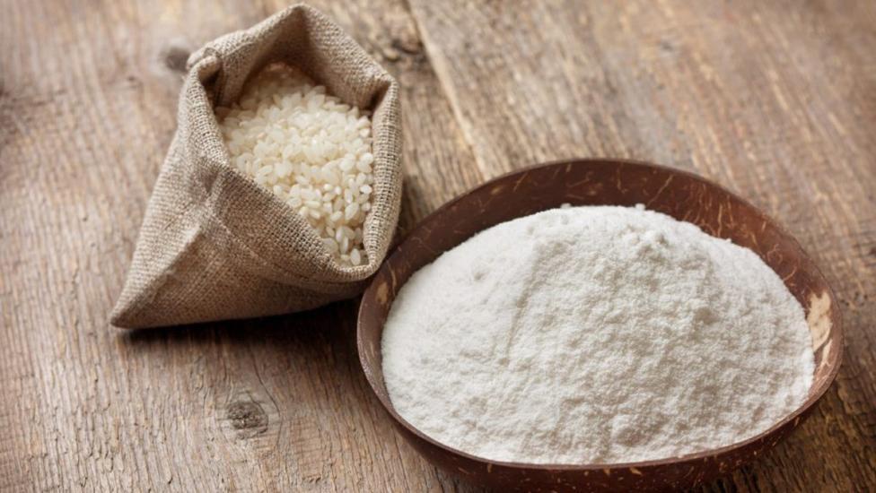 Bạn có thể làm gì với bột nếp để tạo ra các món bánh ngon?