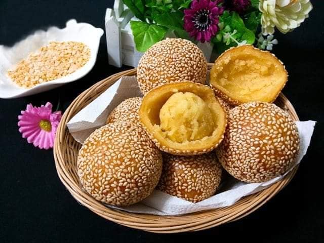Bánh cam nhân đậu xanh: một trải nghiệm đáng nhớ với ẩm thực