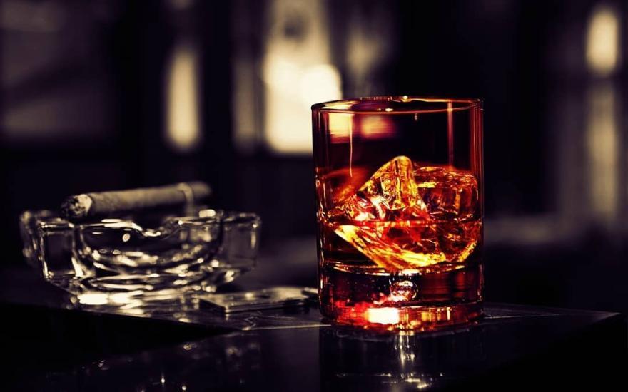 Sức Hấp Dẫn Của Whisky Đối Với Nam Giới?