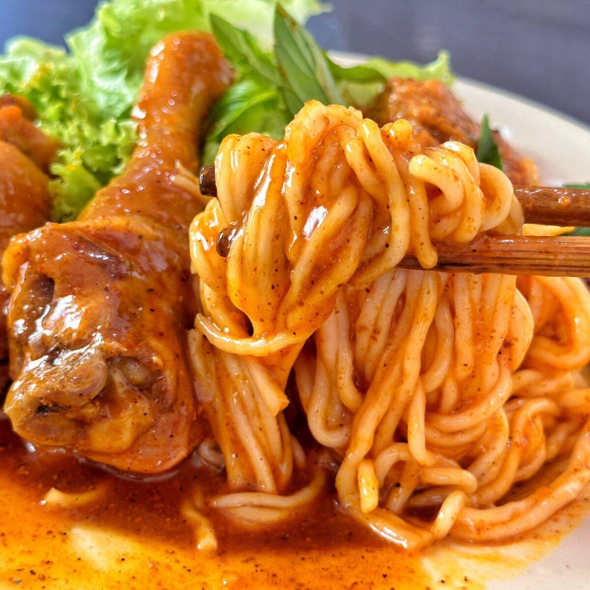 Khóa Học Làm Bánh Tầm Cay Đặc Sản Cà Mau: Nghệ Thuật Hòa Quyện Vị Ngọt và Cay