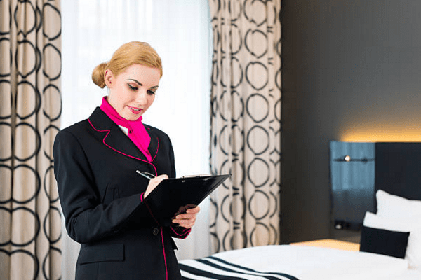 Floor Supervisor - Chức vụ và mức lương tại khách sạn