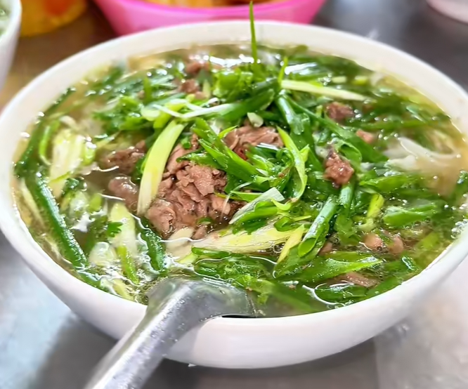 Khóa học làm phở thìn (phở tái lăn) mở quán tại TPHCM