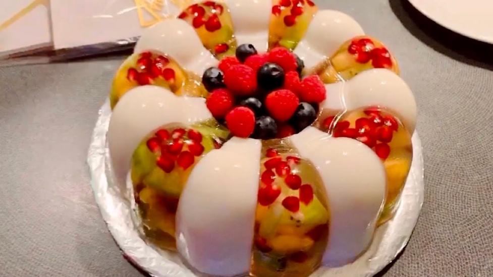 Bí quyết làm bánh sinh nhật rau câu độc đáo đơn giản