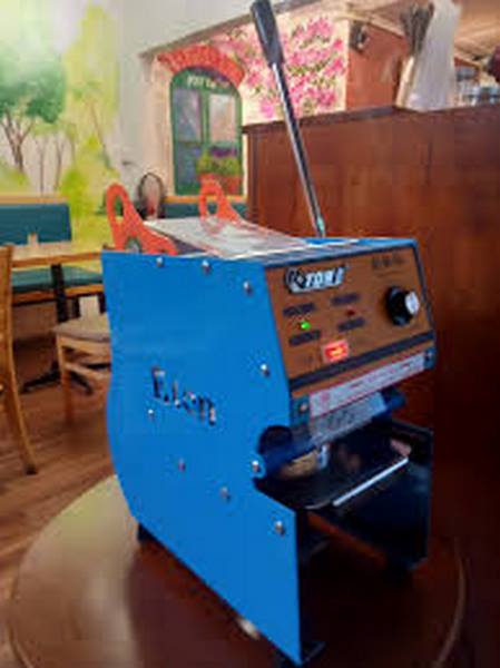 Máy dập nắp cốc nào tốt trên thị trường hiện nay, giúp bạn lựa chọn đúng đắn.