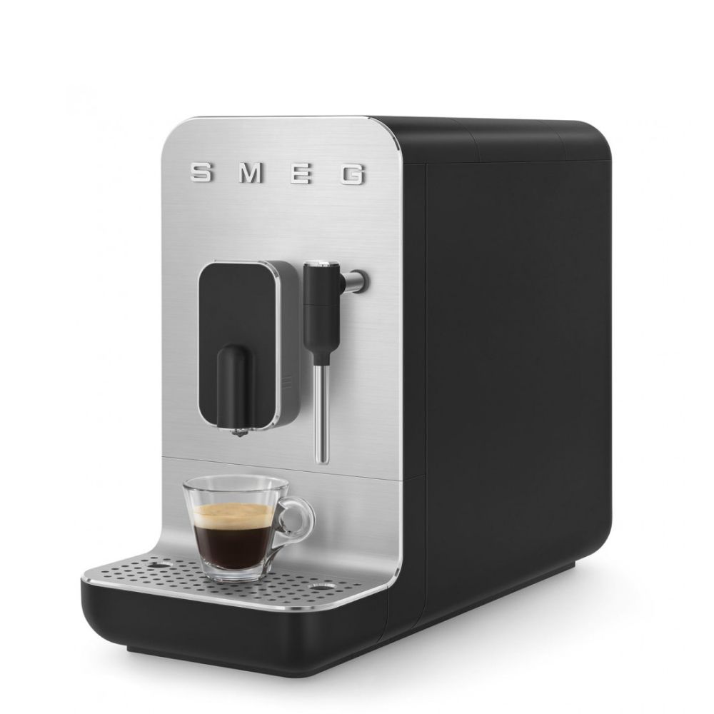 Máy Pha Cà Phê Tự Động Smeg BCC12BLMEU