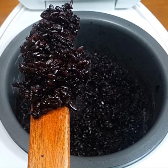 Cơm rượu nếp than - Hương vị truyền thống thơm lừng