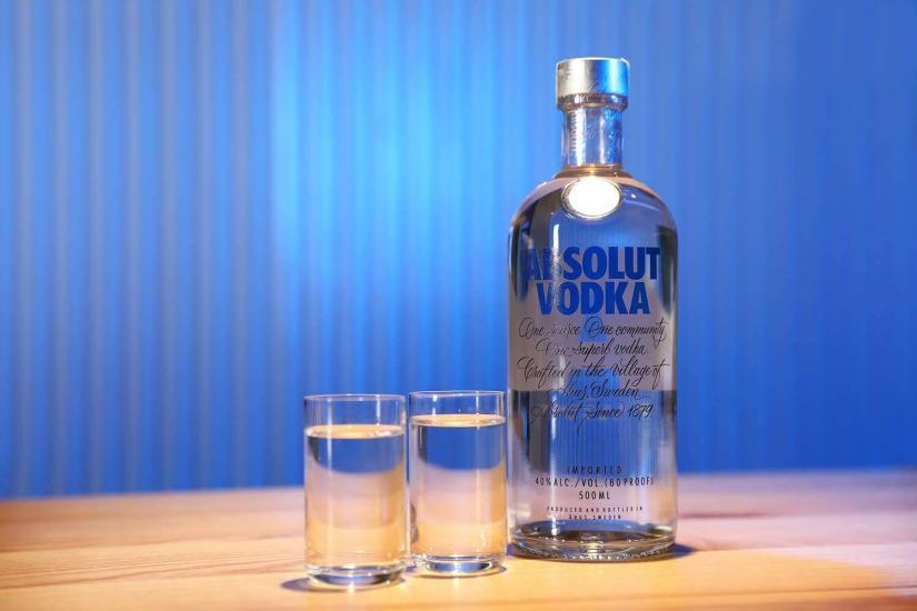Hành trình tạo ra rượu Vodka ở Nga và Ba Lan